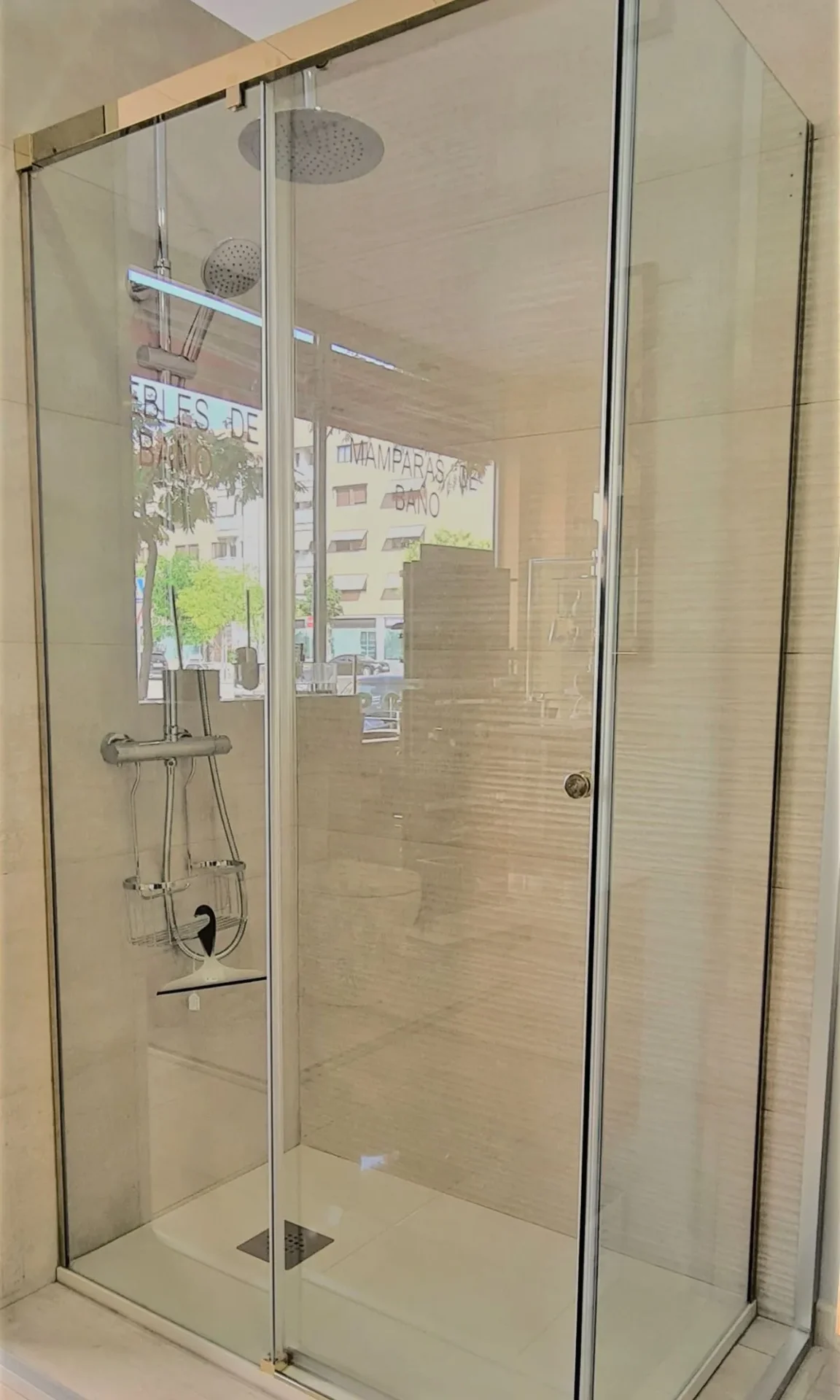 Mamparas de baño correderas: Funcionalidad y estilo para tu baño 17 Berlín 2 Paneles Laterales